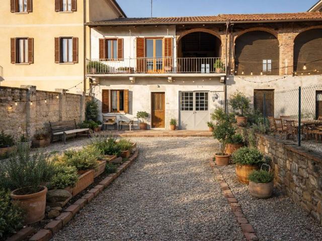 Casa indipendente in vendita a Piscina TO