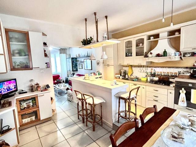 Casa indipendente in vendita a Pisa