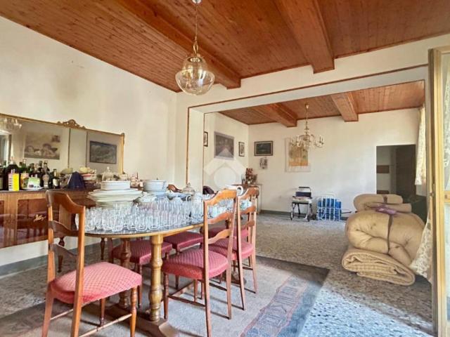 Casa indipendente in vendita a Pistoia