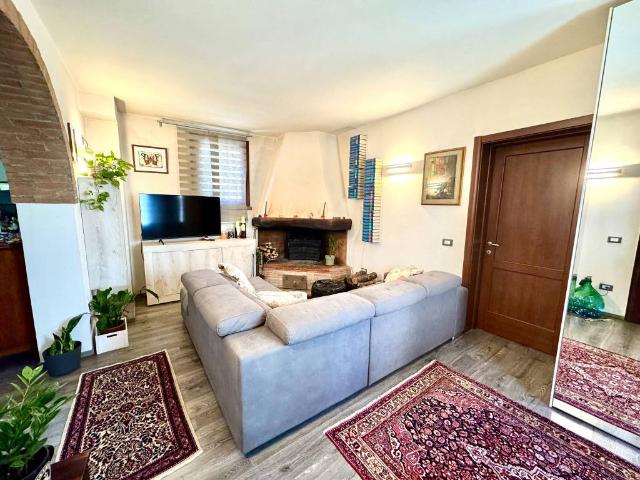 Casa indipendente in vendita a Pistoia PT