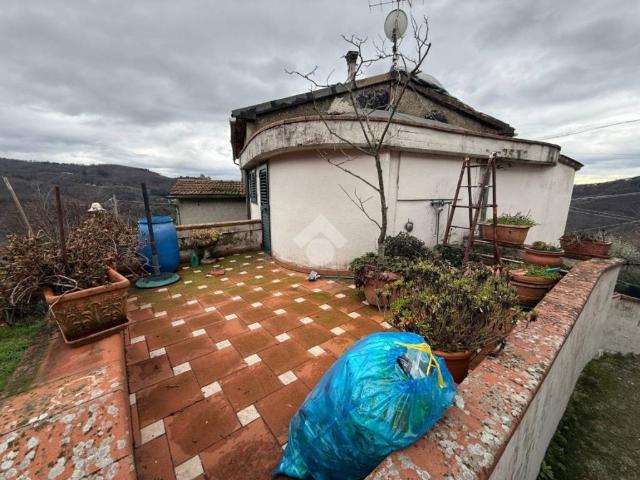 Casa indipendente in vendita a Pistoia PT
