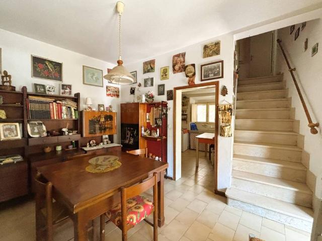 Casa indipendente in vendita a Pistoia PT