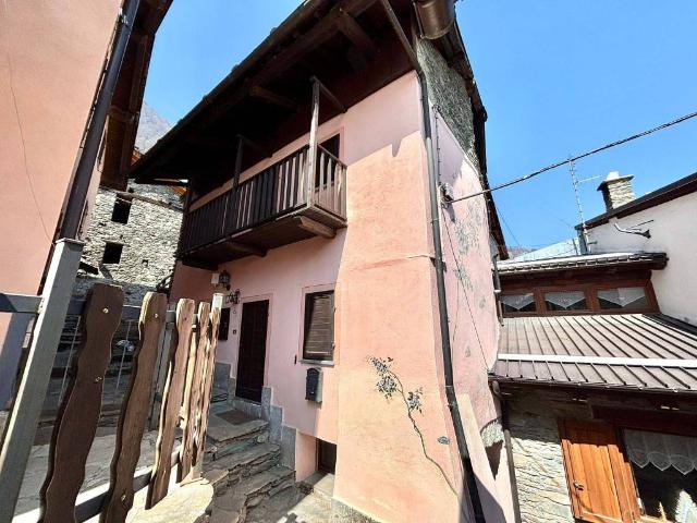 Casa indipendente in vendita a Prali