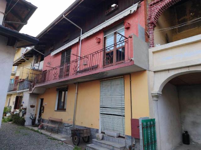 Casa indipendente in vendita a Pralungo BI