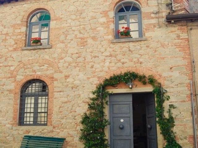 Casa indipendente in vendita a Pratovecchio Stia