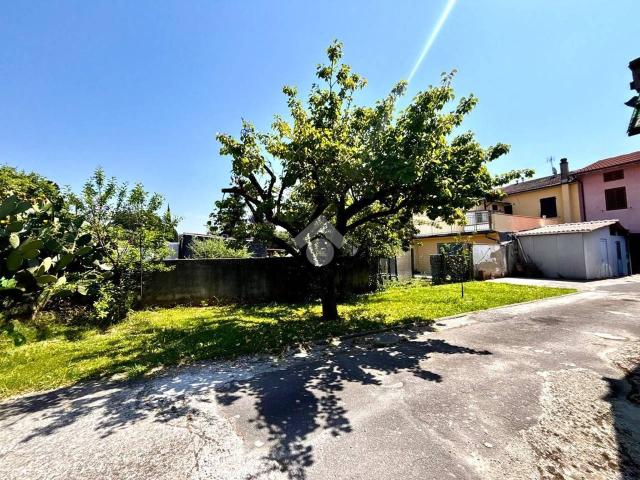 Casa indipendente in vendita a Prato