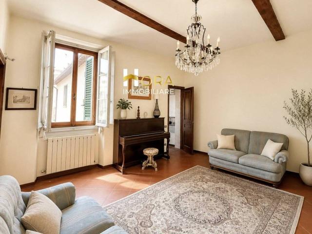 Casa indipendente in vendita a Prato