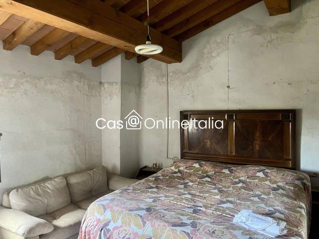 Casa indipendente in vendita a Prato