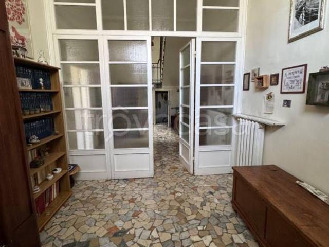 Casa indipendente in vendita a Prato, Sacrocuore