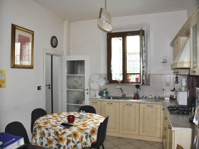 Casa indipendente in vendita a Prato PO