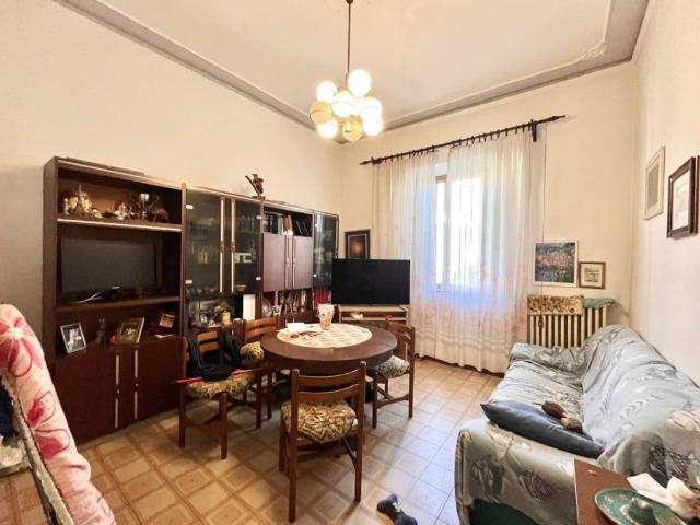 Casa indipendente in vendita a Prato PO