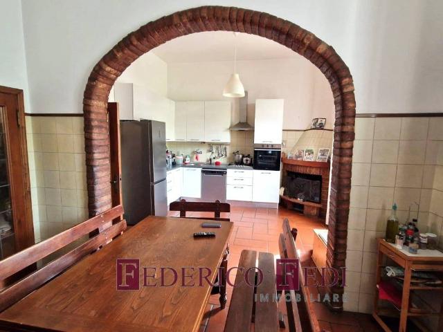 Casa indipendente in vendita a Prato PO