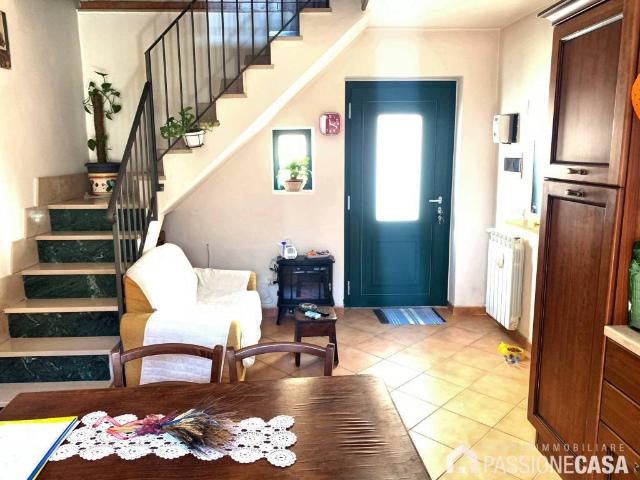 Casa indipendente in vendita a Prato PO