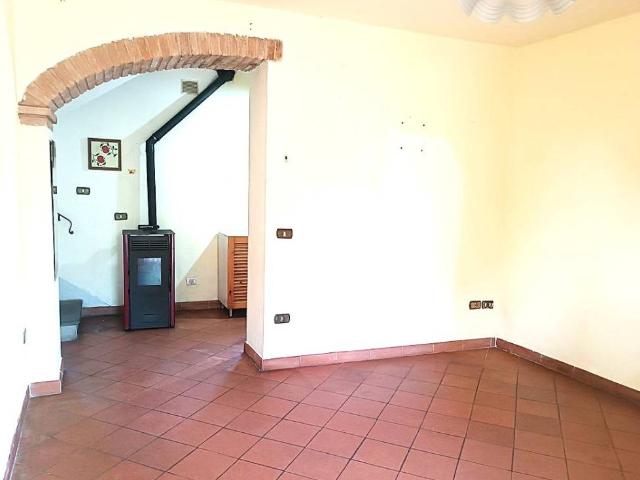 Casa indipendente in vendita a Prato PO