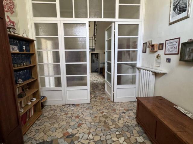 Casa indipendente in vendita a Prato PO