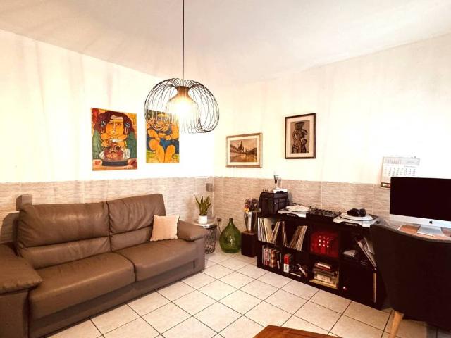 Casa indipendente in vendita a Prato PO