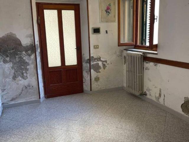 Casa indipendente in vendita a Prato PO