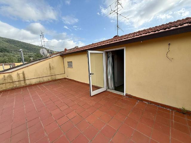 Casa indipendente in vendita a Prato PO