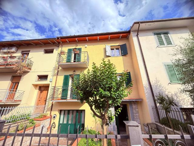Casa indipendente in vendita a Prato PO