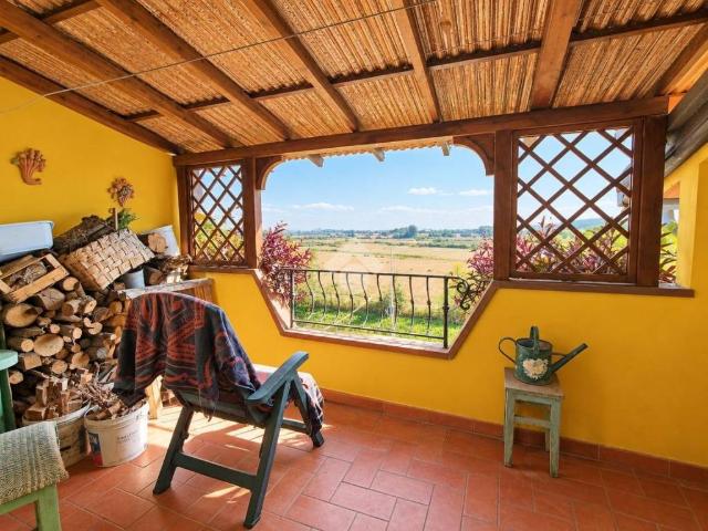 Casa indipendente in vendita a Prato PO
