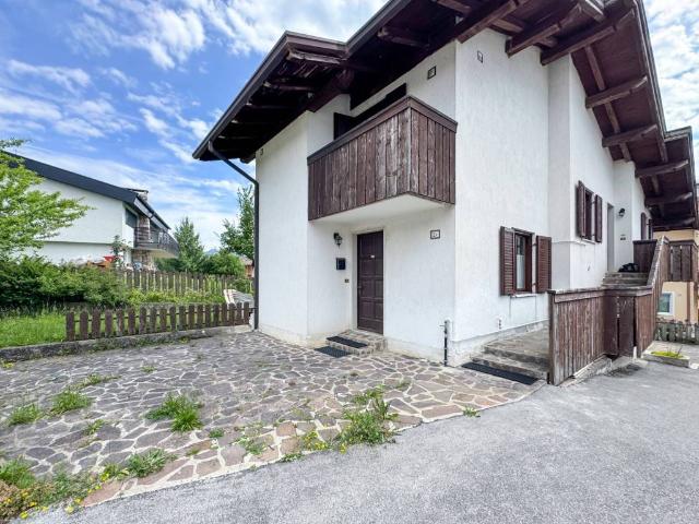 Casa indipendente in vendita a Predaia TN