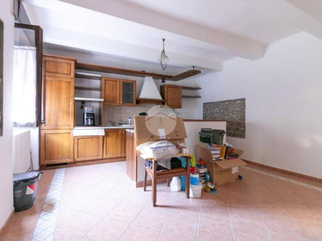 Casa indipendente in vendita a Predappio via Ribomba, 71, Fiumana
