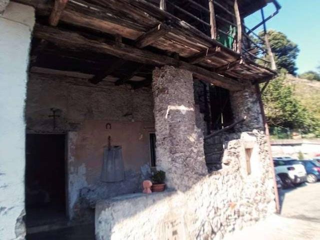 Casa indipendente in vendita a Premosello Chiovenda VB