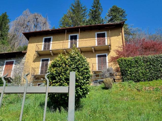 Casa indipendente in vendita a Premeno VB