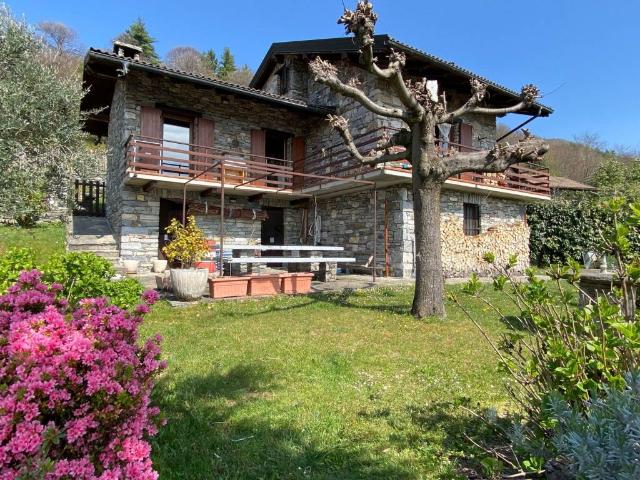 Casa indipendente in vendita a Premeno VB