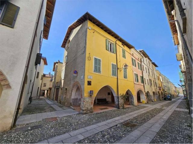 Casa indipendente in vendita a Priero CN