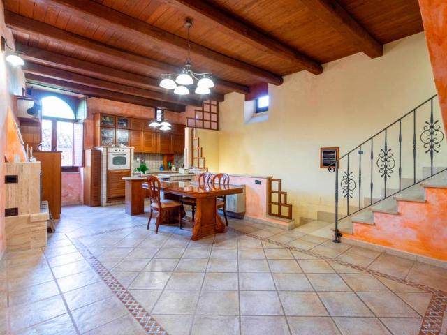 Casa indipendente in vendita a Priverno LT