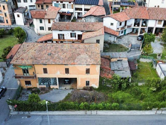 Casa indipendente in vendita a Provaglio d'Iseo BS
