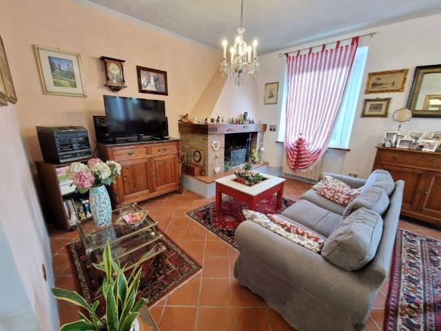 Casa indipendente in vendita a Quarrata PT