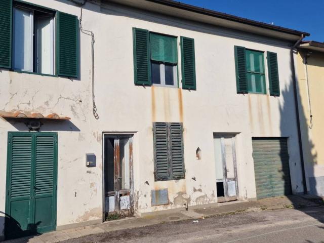 Casa indipendente in vendita a Quarrata PT