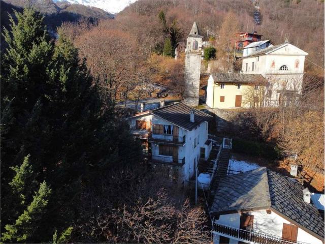 Casa indipendente in vendita a Quincinetto TO