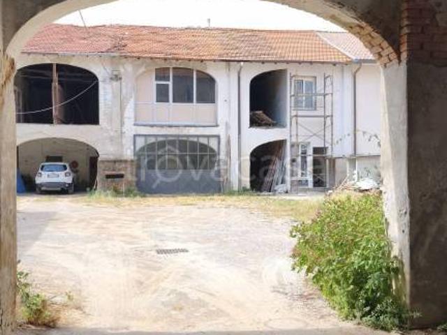 Casa indipendente in vendita a Rovello Porro via Edmondo De Amicis