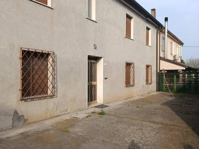 Casa indipendente in vendita a Roverchiara VR