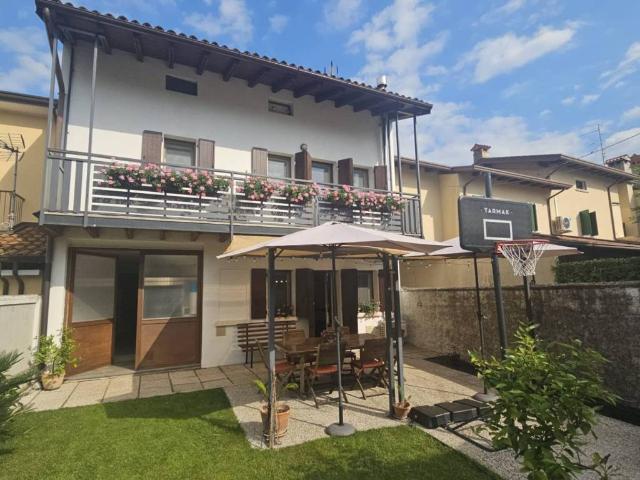 Casa indipendente in vendita a Roveredo in Piano PN