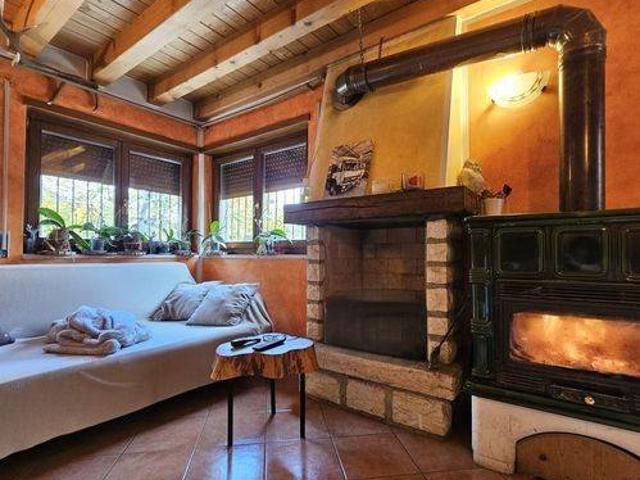Casa indipendente in vendita a Roana VI