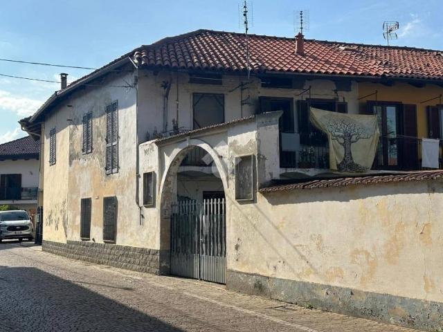 Casa indipendente in vendita a Robassomero TO