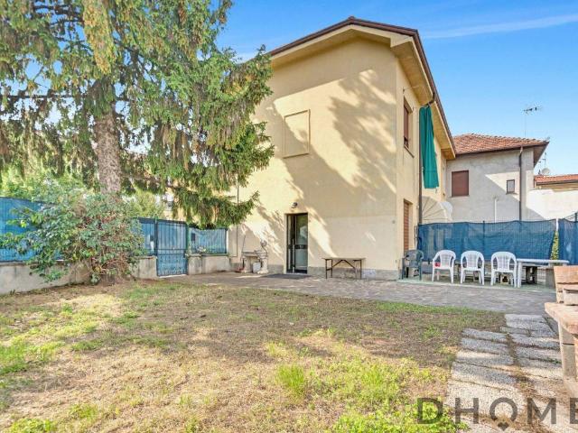 Casa indipendente in vendita a Robbiate LC