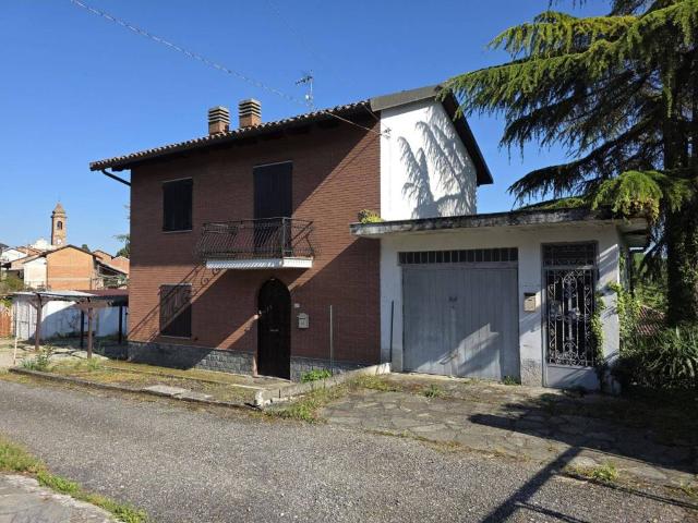 Casa indipendente in vendita a Robella AT