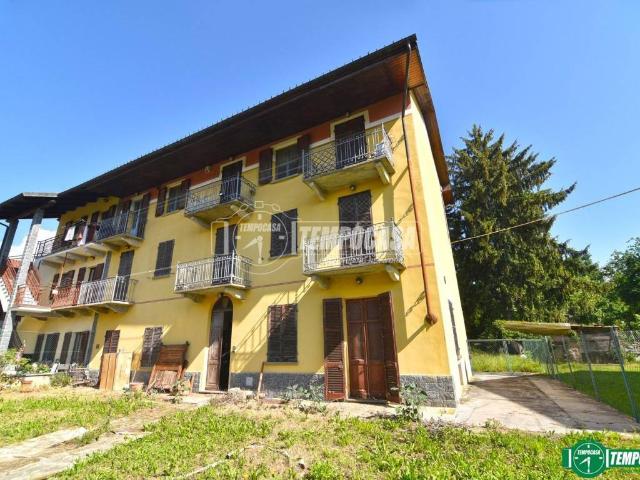Casa indipendente in vendita a Rocca Canavese TO