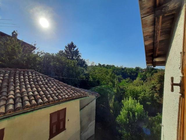 Casa indipendente in vendita a Rocca Grimalda AL