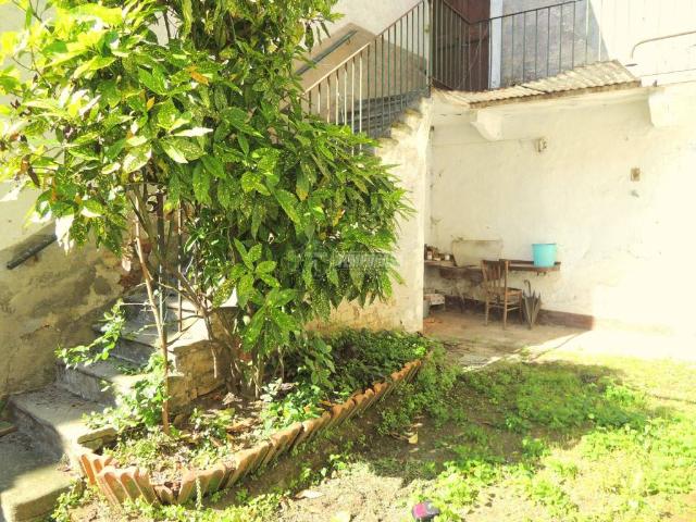 Casa indipendente in vendita a Rocca Grimalda AL
