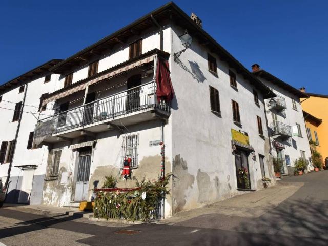 Casa indipendente in vendita a Rocca d'Arazzo AT