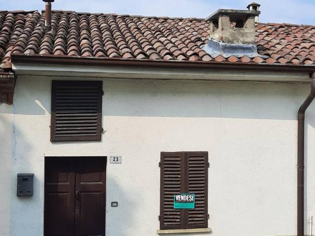 Casa indipendente in vendita a Rocca d'Arazzo AT