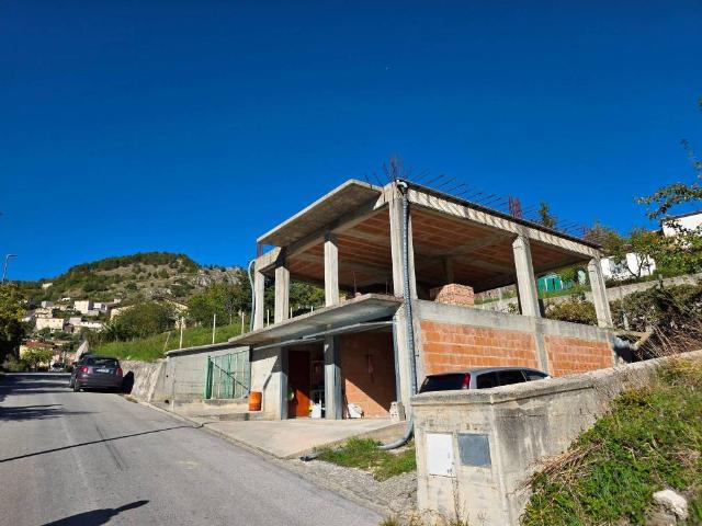 Casa indipendente in vendita a Roccamandolfi IS