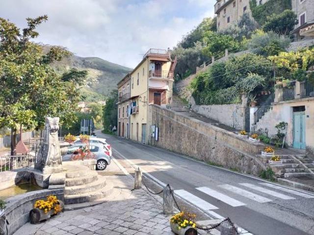 Casa indipendente in vendita a Roccasecca FR