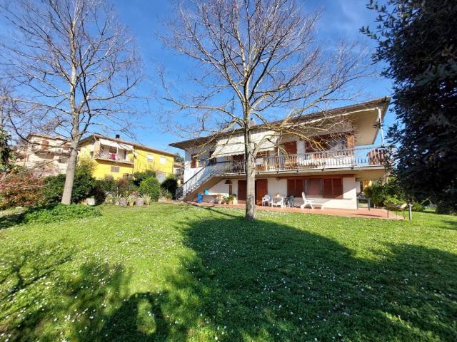 Casa indipendente in vendita a Roccastrada GR